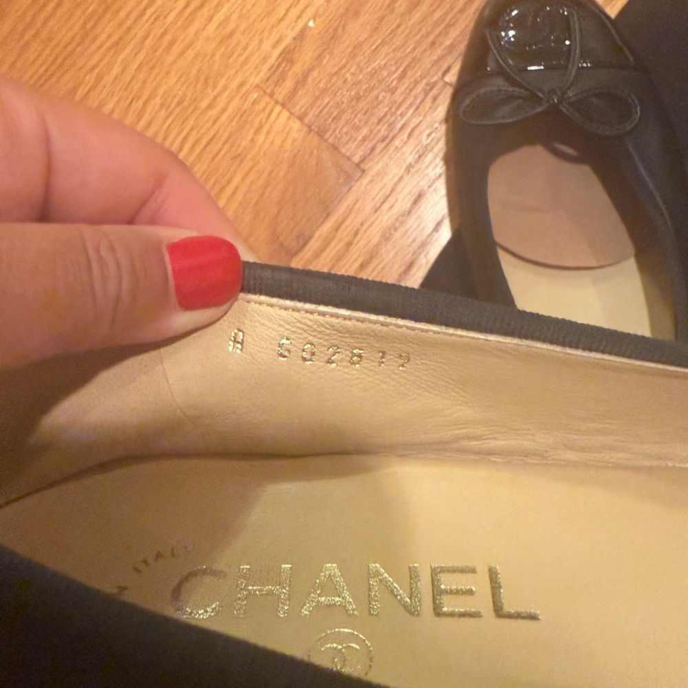 Chanel Black Ballerines size 36.5 - Picture 4 of 7